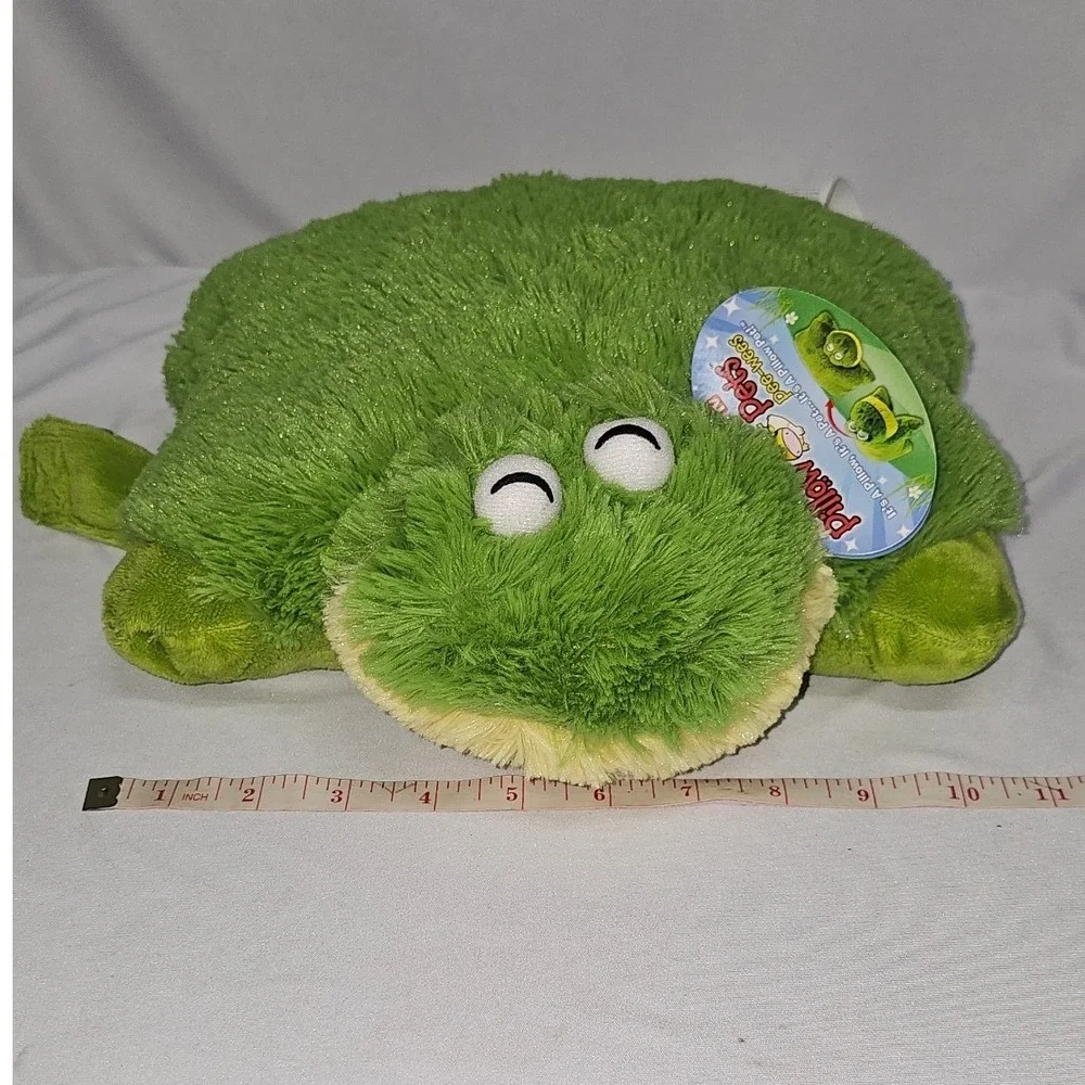 Pillow Pets Pee-Wees Friendly Frog Green Plush Stuffed Animal Toy 11 inch